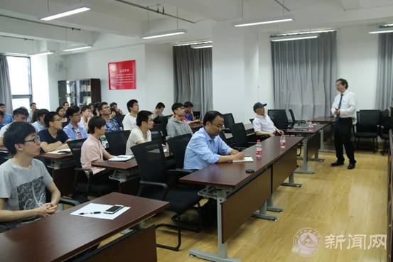 //www.gaoqingav.org/__local/2/94/0A/19F6142DD283867A53521155733_1925098D_1B087.jpg