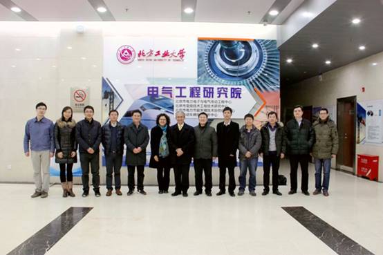 //www.gaoqingav.org/__local/3/20/11/F203346A17E8A38C61053F51B0E_4236F4A4_31B82.jpg